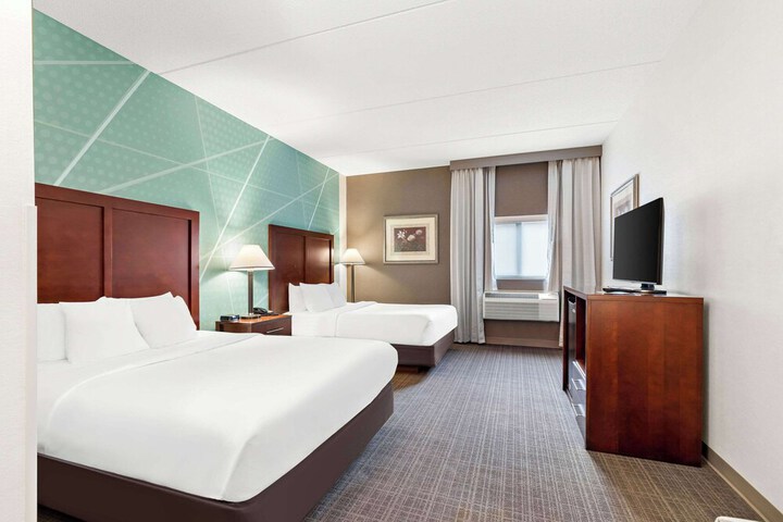 Room 20 of 39