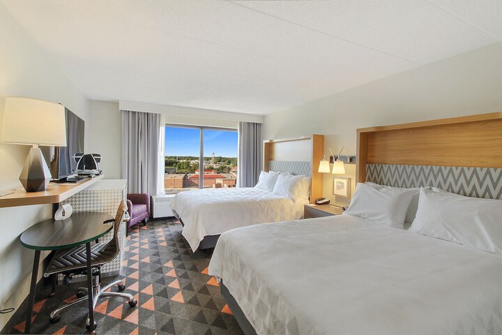 Holiday Inn Chicago Nw Crystal Lk Convention Center by IHG