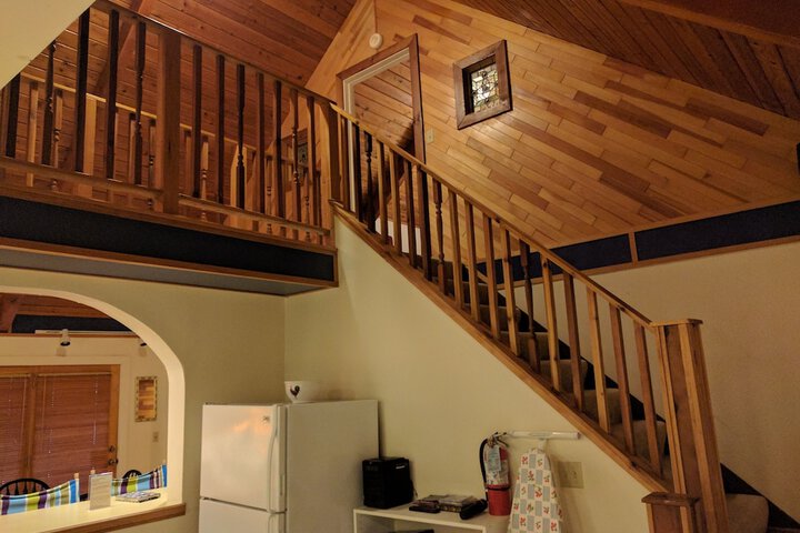 Alexanders Lodge