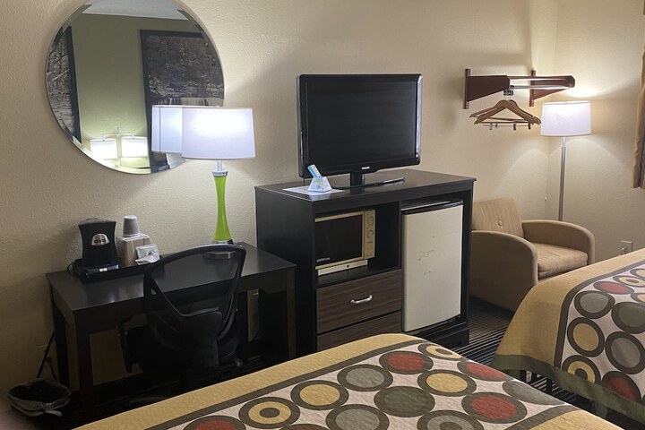 Room 37 of 45