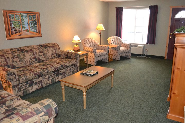 Room 27 of 32