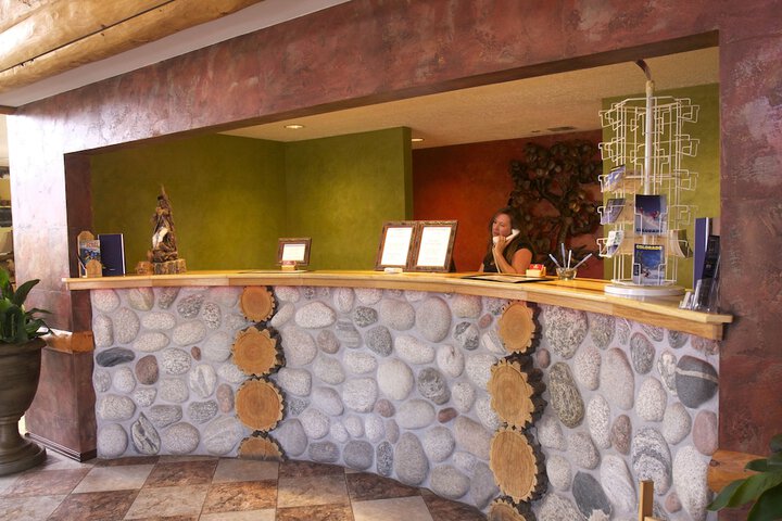 Hotel Interior 26 of 112