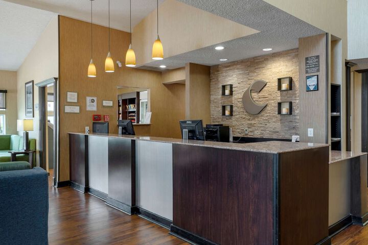 Hotel Interior 11 of 41