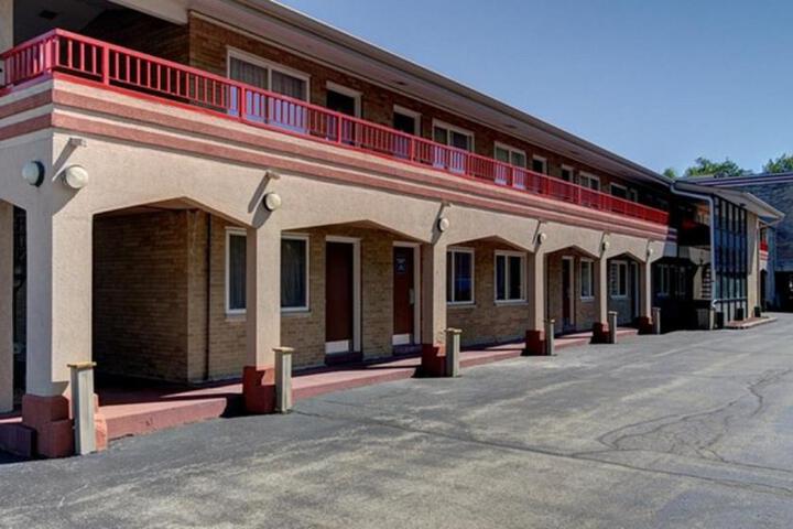 Fairbridge Inn Express - Barrington