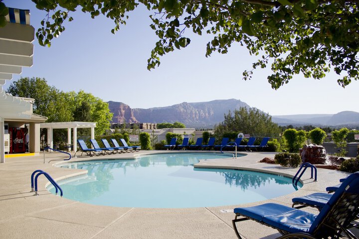 Pool 8 of 39