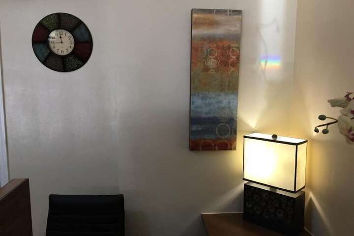 Room 10 of 18