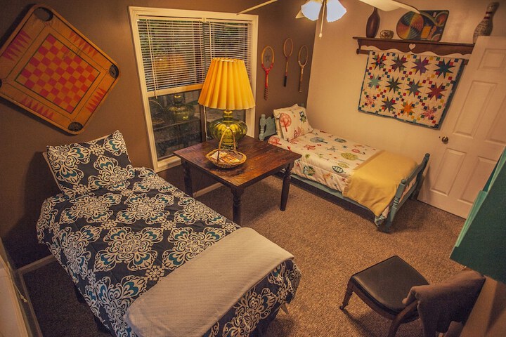 Room 63 of 137