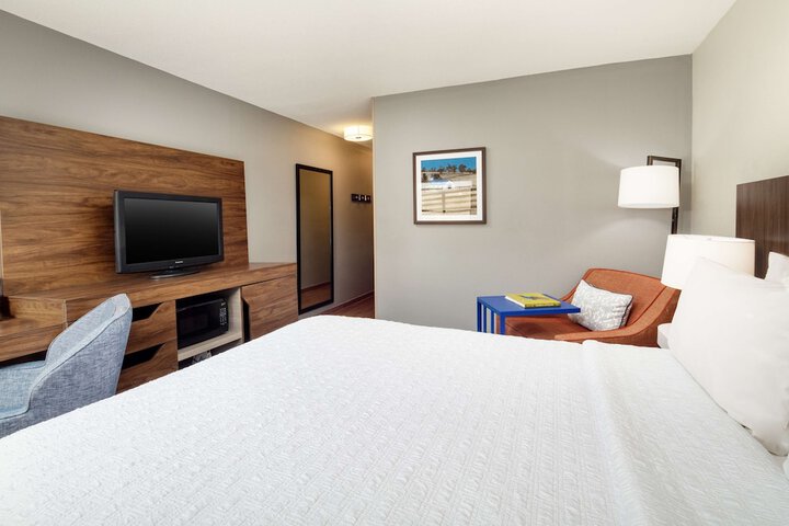Room 16 of 30
