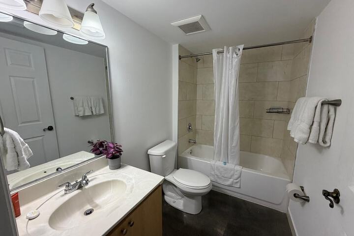 Triangle Suites LLC