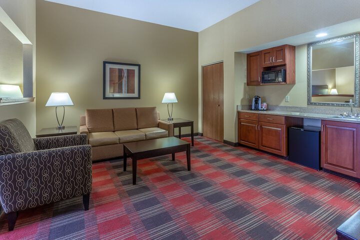 Room 32 of 49