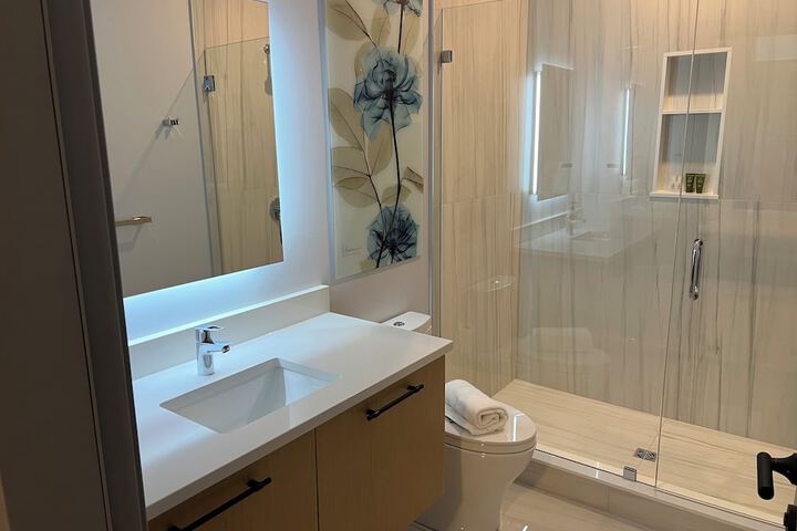Room 52 of 109