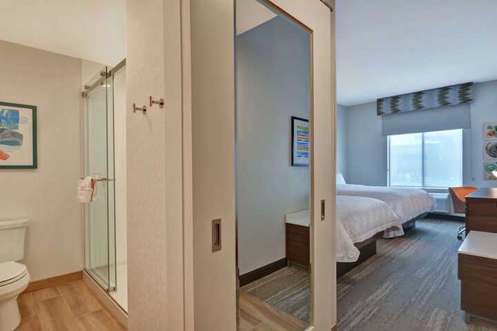 Room 19 of 46