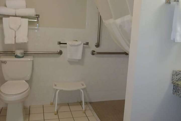 Room 14 of 67