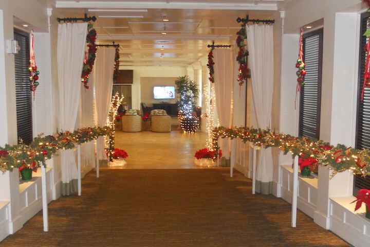 Ballroom/Hall 57 of 62