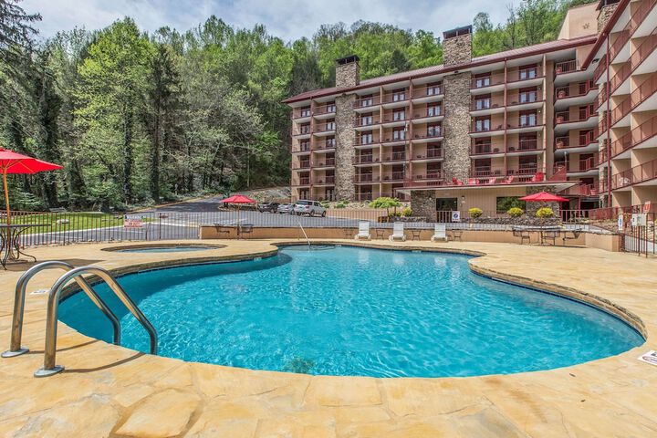 Pool 6 of 28