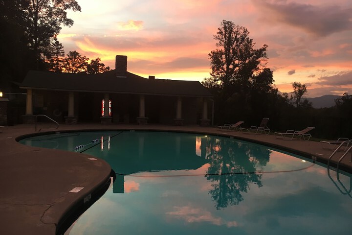 Pool 8 of 136