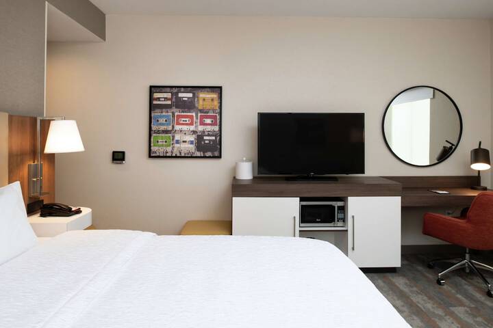 Hampton Inn & Suites Buena Park