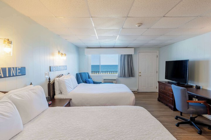 Room 63 of 104