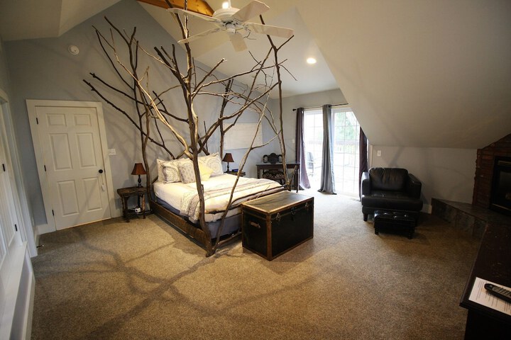 Room 61 of 165