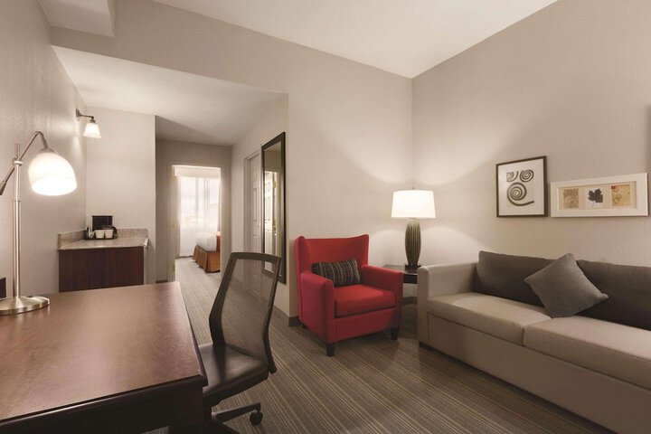Room 21 of 47