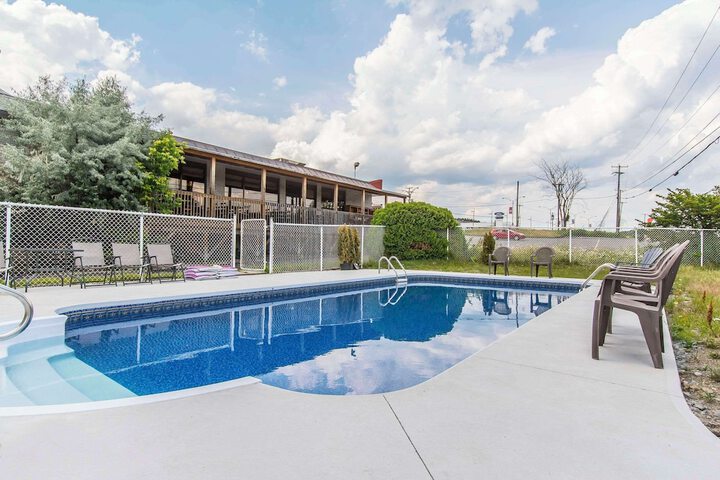 Pool 5 of 43