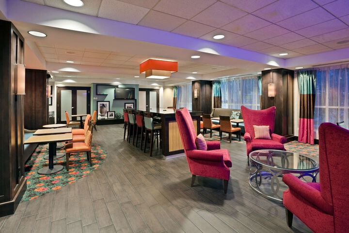 Hotel Interior 6 of 32