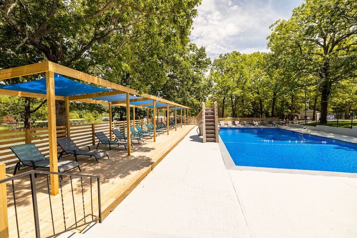 Pool 14 of 37