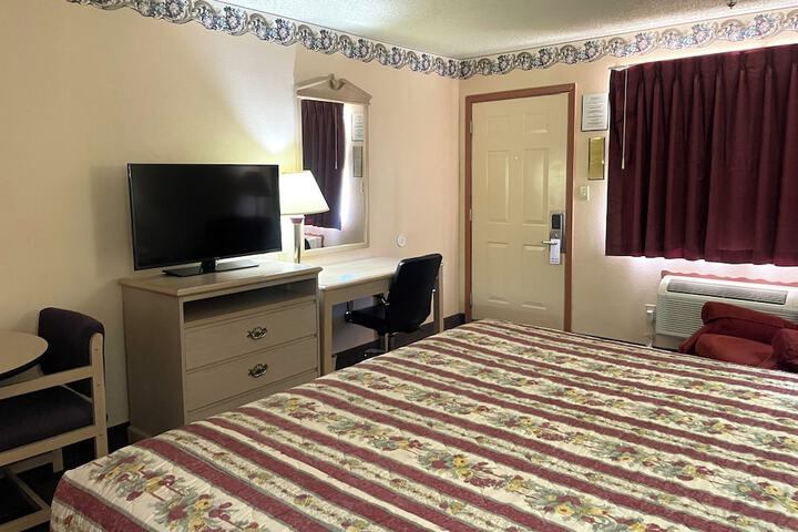 Seminole Inn