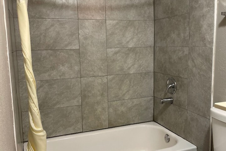 Room 14 of 35