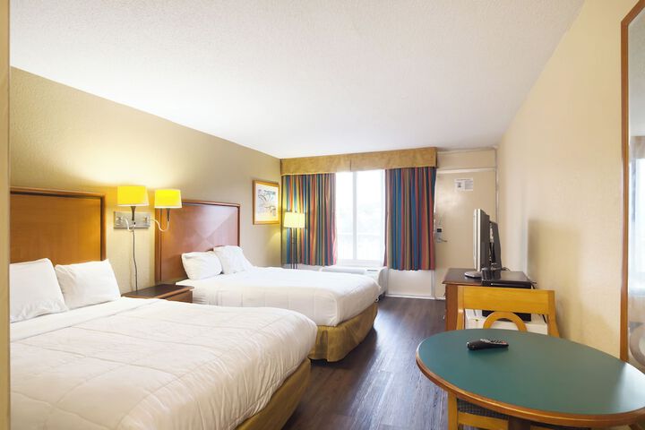 OYO Hotel Harriman near I-40