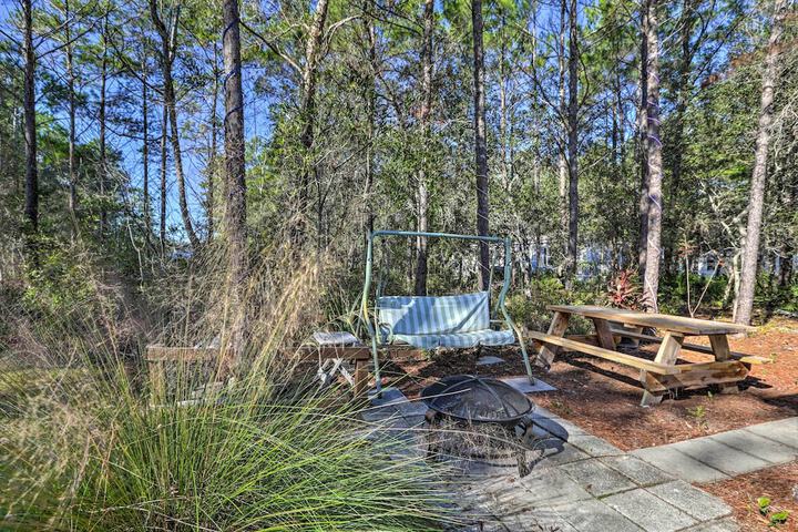 Keaton Beach Escape w / Hot Tub 2 Mi to Shore