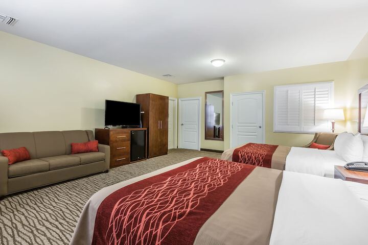 Comfort Inn Pomona near Fairplex