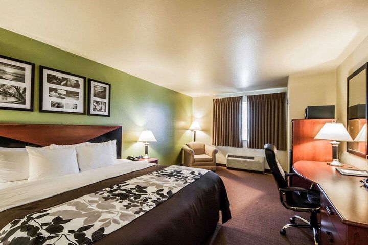 Sleep Inn & Suites Shamrock