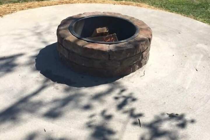 Property Grounds 42 of 48