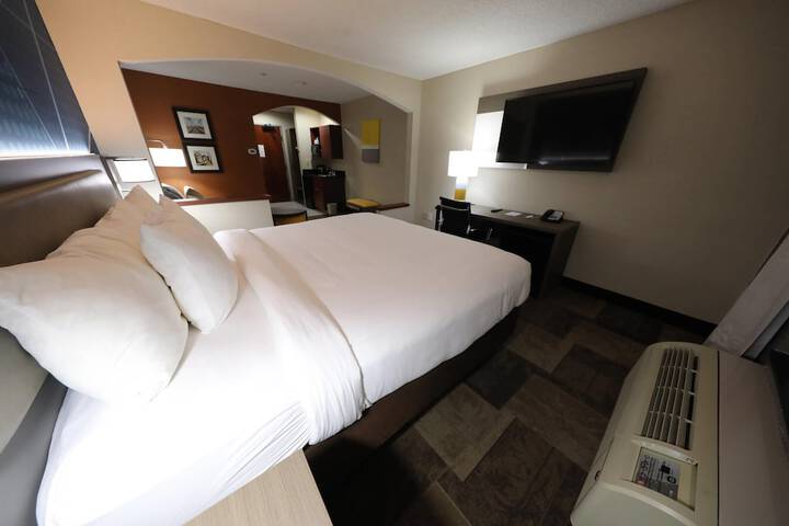 Comfort Inn & Suites Hutchinson