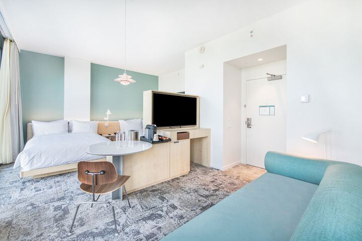 Room 12 of 34