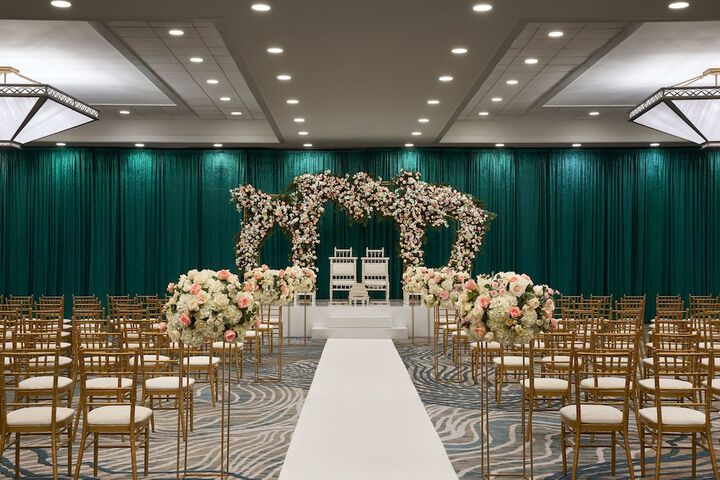 Ballroom/Hall 69 of 77