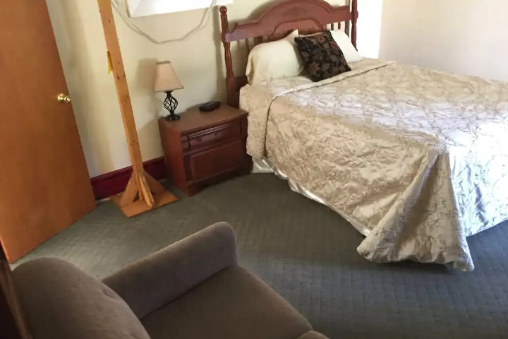 Montezumas Cozy Country Inn