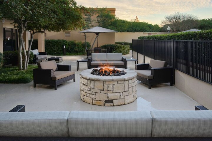 Terrace/Patio 18 of 21