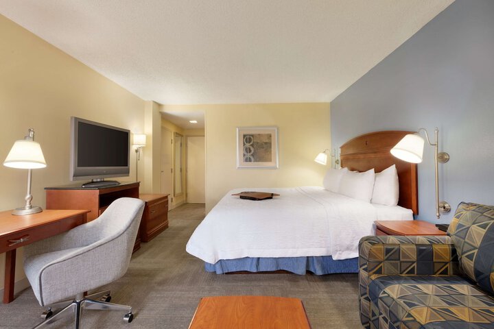 Room 21 of 30