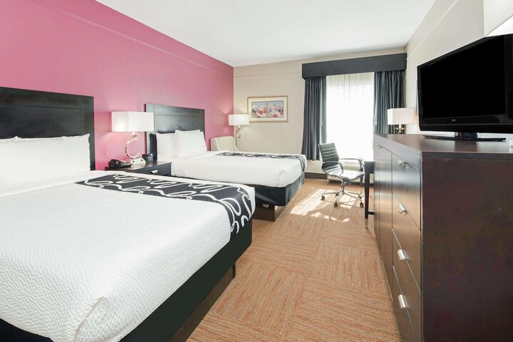 Room 13 of 25