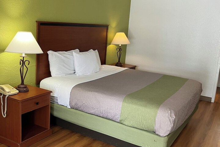 Days Inn Sonora Devils River