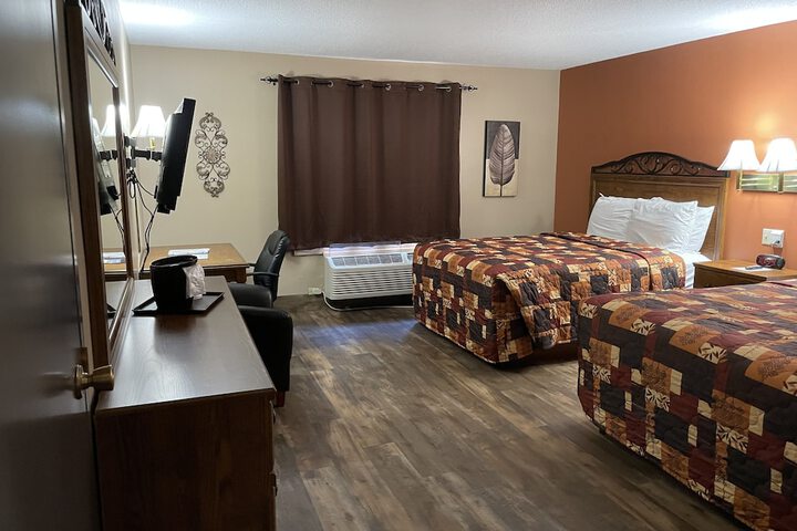 Southfork Motel and Grill
