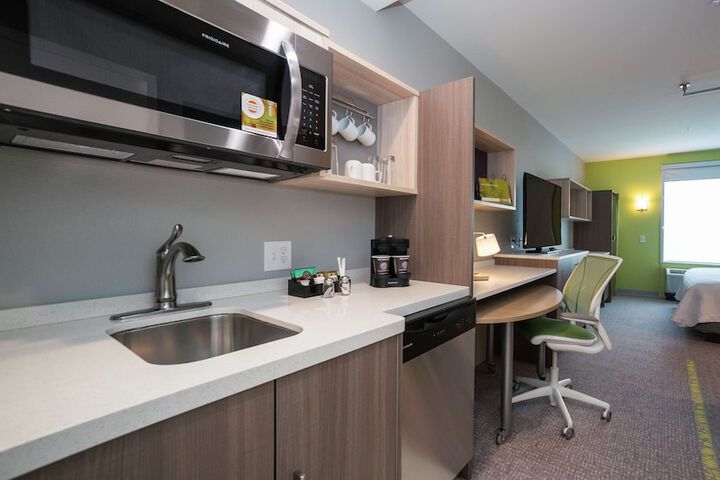 Home2 Suites by Hilton Jackson Flowood Airport Area