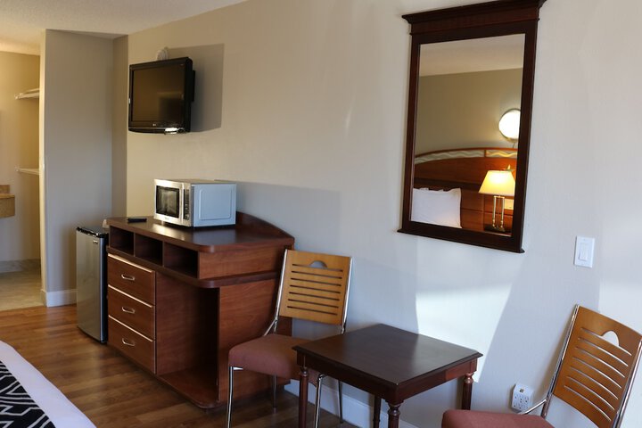 Room 31 of 65