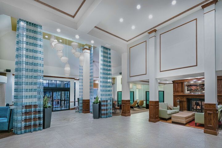 Hotel Interior 10 of 38