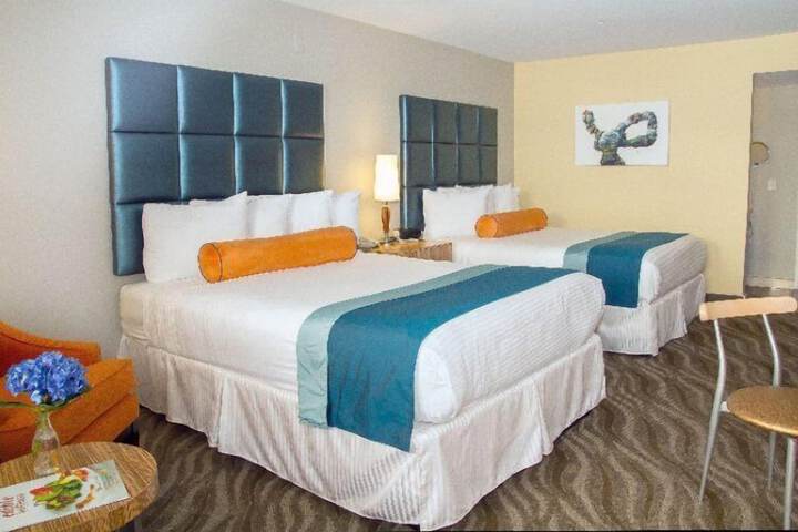 Room 15 of 38