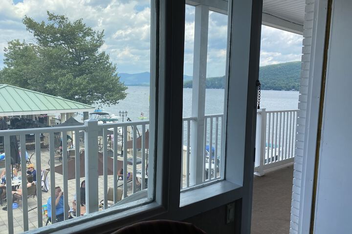 The Georgian Lakeside Resort