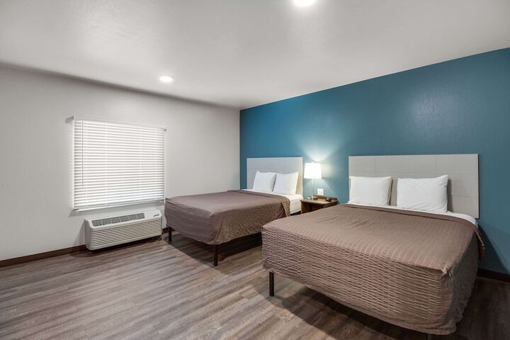 Room 14 of 24