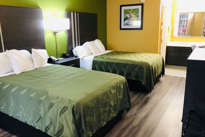 Room 34 of 44